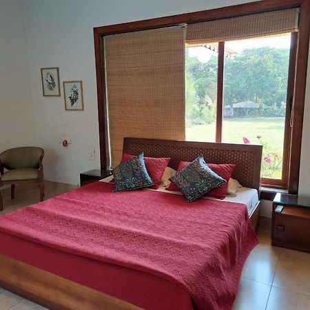 アリバグ Casa Blanca 3Bhk W/Pool Near Mandwa, Alibaugヴィラ エクステリア 写真