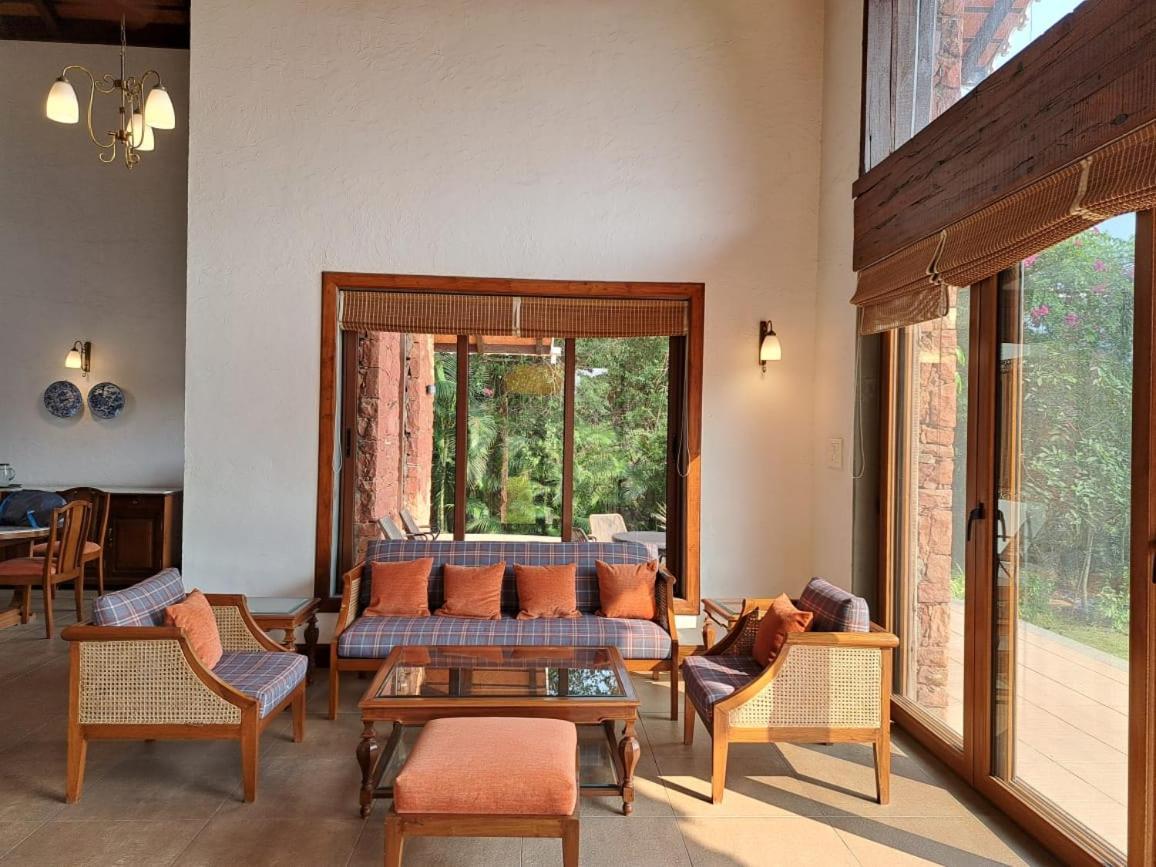 アリバグ Casa Blanca 3Bhk W/Pool Near Mandwa, Alibaugヴィラ エクステリア 写真