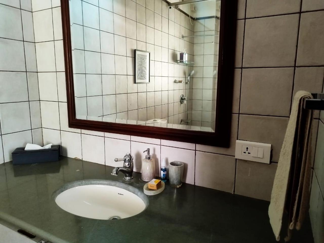アリバグ Casa Blanca 3Bhk W/Pool Near Mandwa, Alibaugヴィラ エクステリア 写真