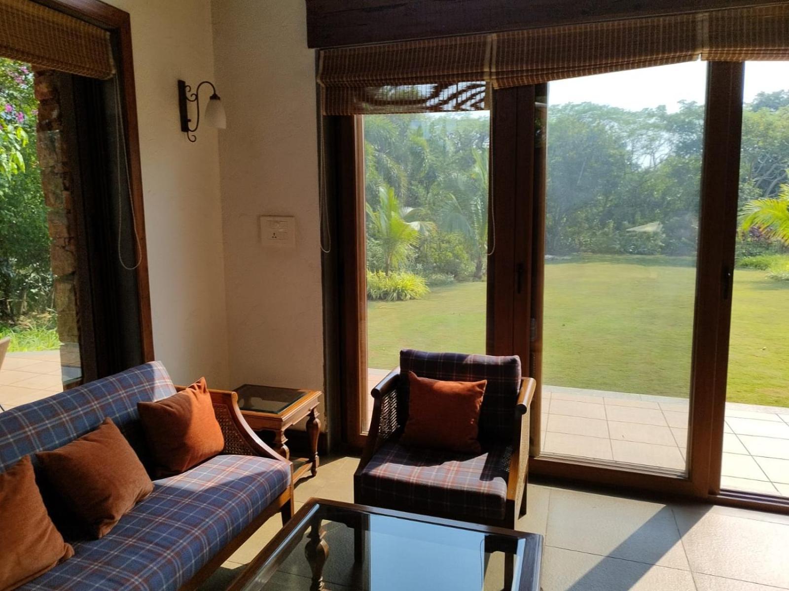 アリバグ Casa Blanca 3Bhk W/Pool Near Mandwa, Alibaugヴィラ エクステリア 写真